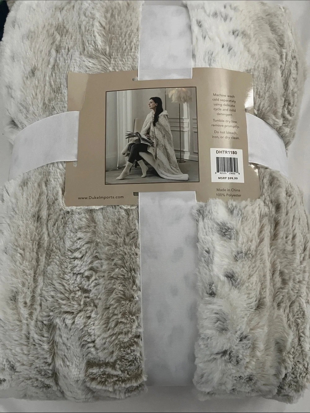 White Leopard Stripe Wearable Throw - Cream/White